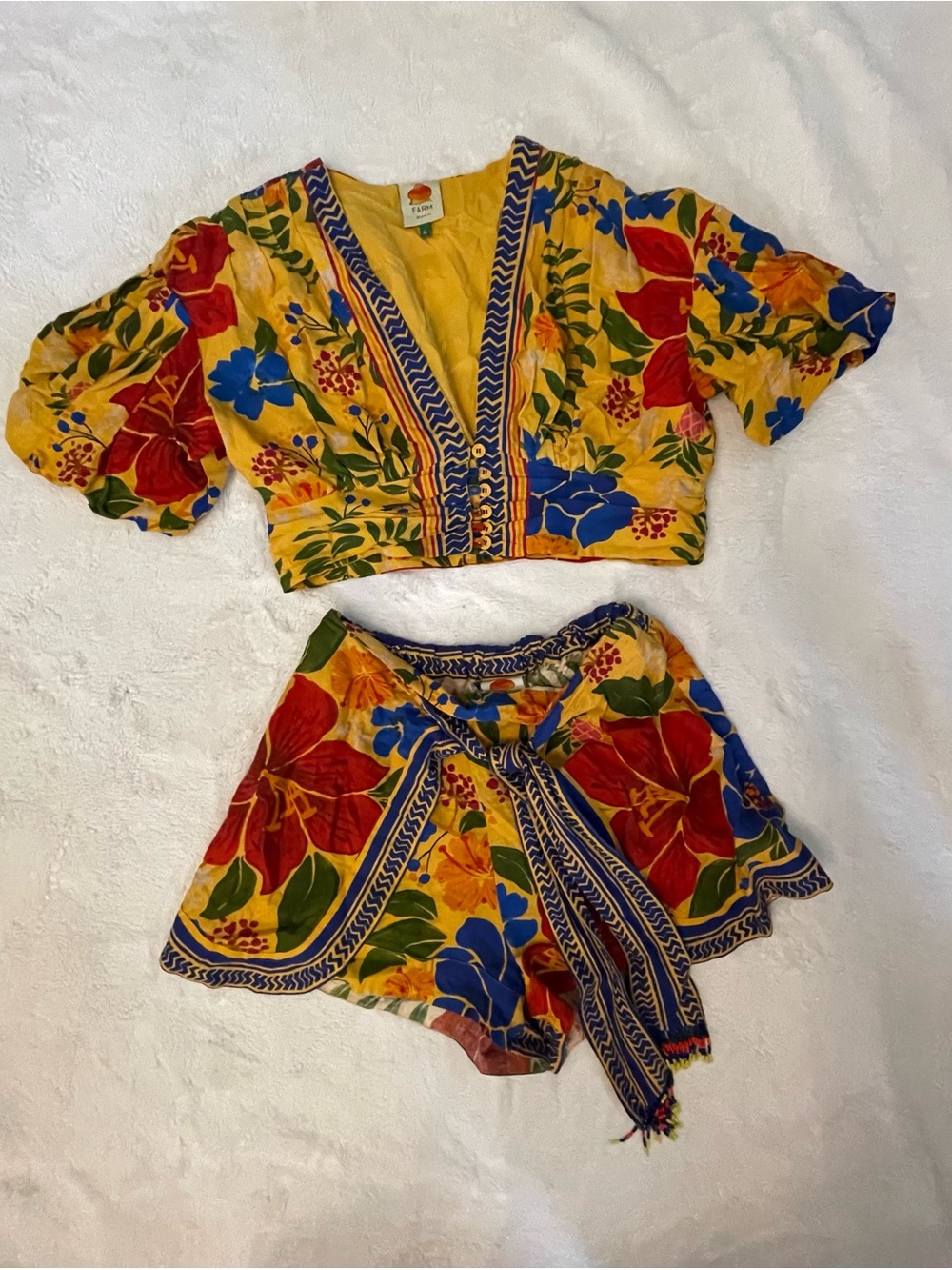 HEMANT & NANDITA Yellow Floral V-Neck Crop Top and Tie-Waist Shorts